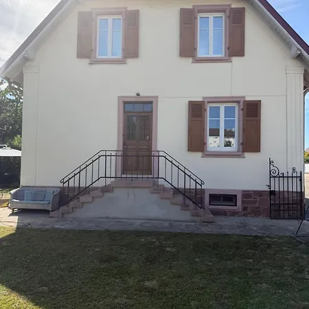 Au Numero 5 - Proche Centre *