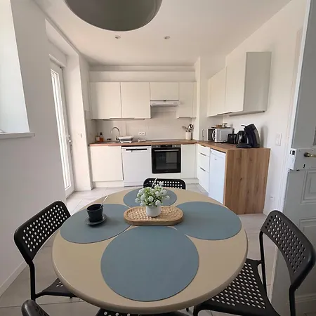 Au Numero 5 - Proche Centre Apartment *